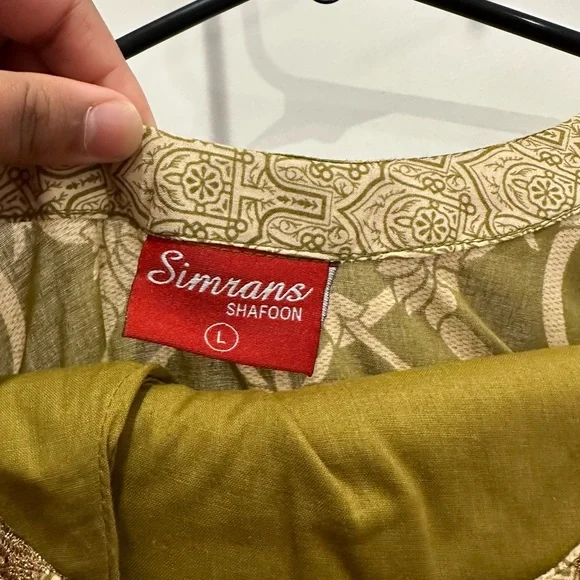 Lime green three piece salwar kameez - Picture 5 of 7